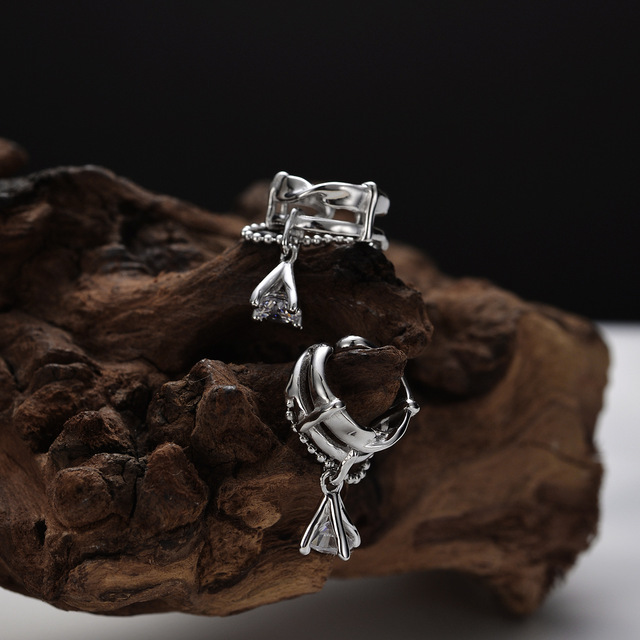 F.I.N.S 1PC Korean Earrings S9 - Ear Cuff No Piercing avis et prix