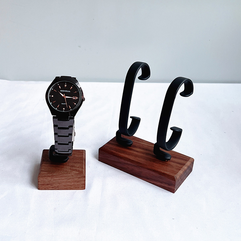 Wooden C-Shaped Watch Holder J - Jewelry And Watches Inc avis et prix