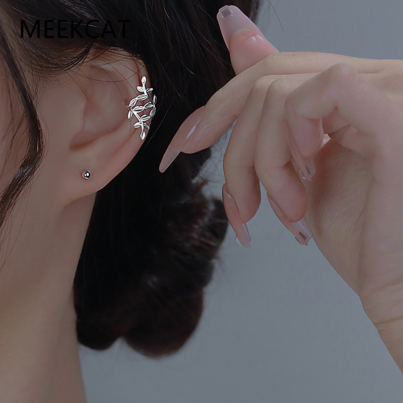 925 Sterling Silver Hollow Bra - Ear Cuff No Piercing avis et prix